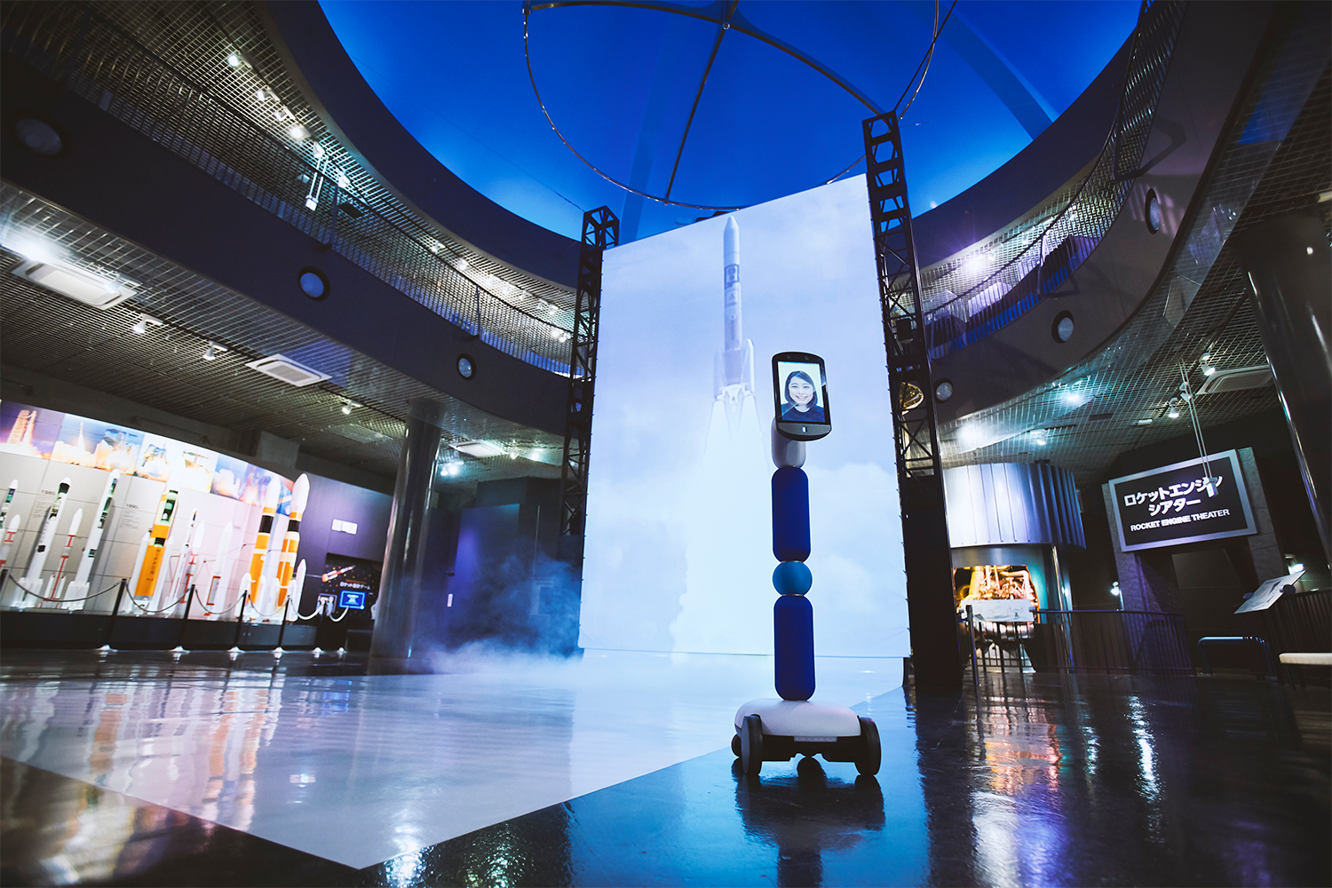 JAXA OBの講師によるJAXA種子島宇宙センター宇宙科学技術館の遠隔案内