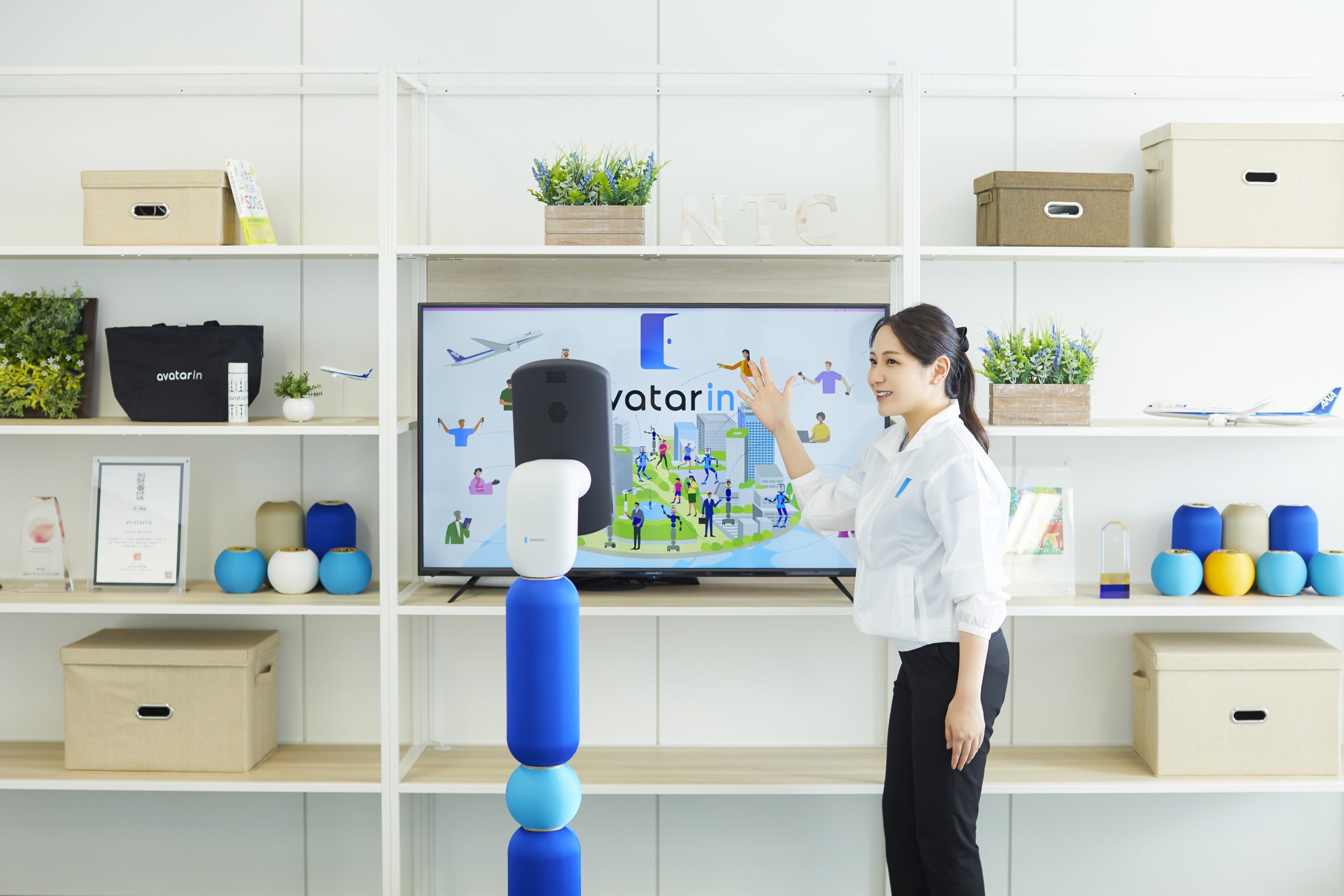 10月の「newme」操作体験予約スケジュールを更新しました - avatarin（アバターイン）株式会社 | 世界最大の人助けネットワークの構築へ