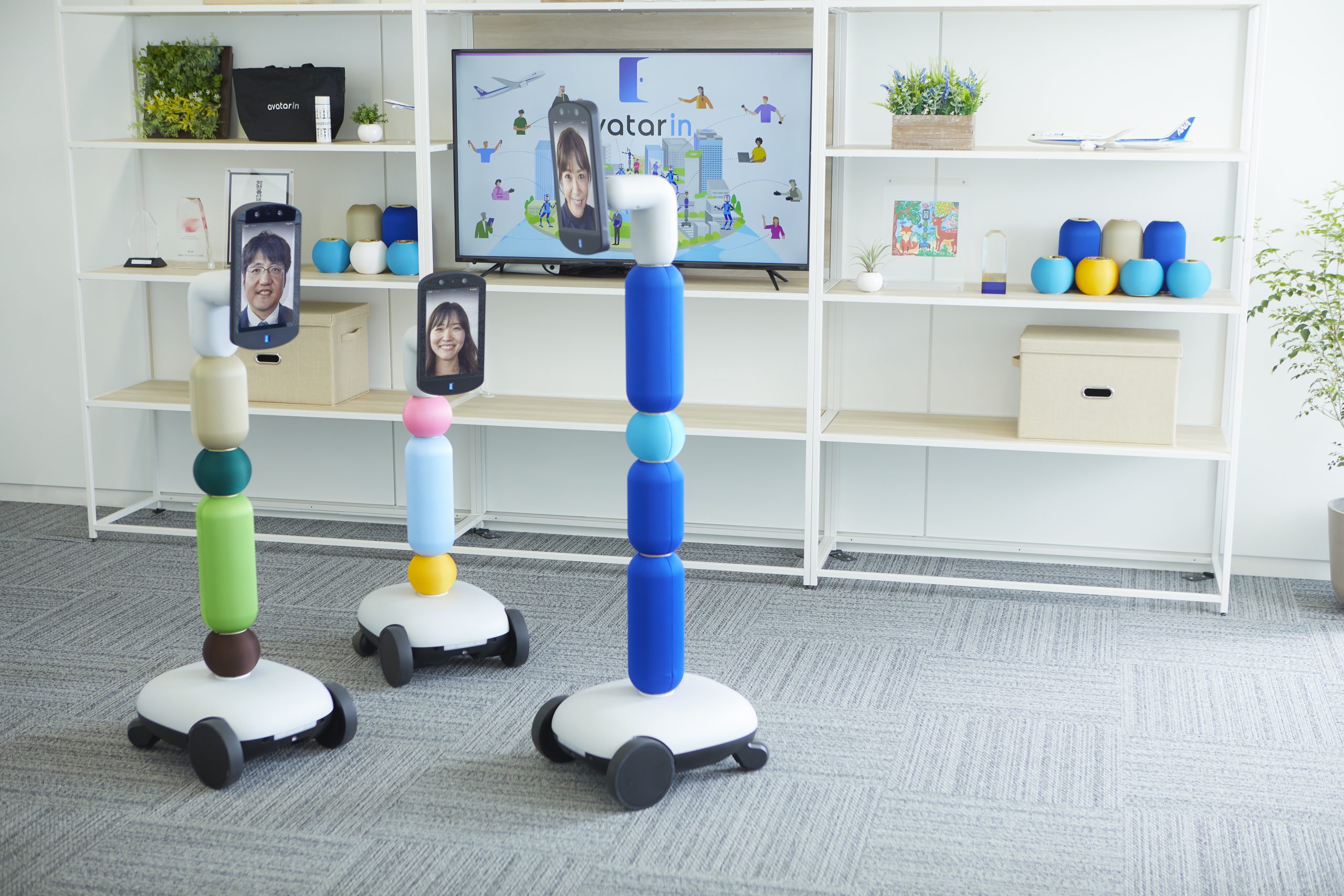 11月の「newme」操作体験予約スケジュールを更新しました - avatarin（アバターイン）株式会社 | 世界最大の人助けネットワークの構築へ